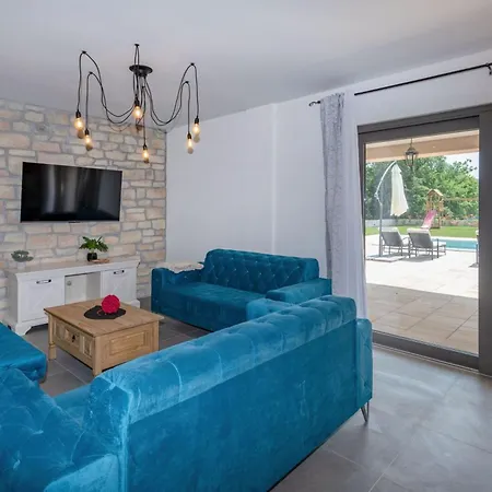 Amore, A Perfect For Families And Friends Villa