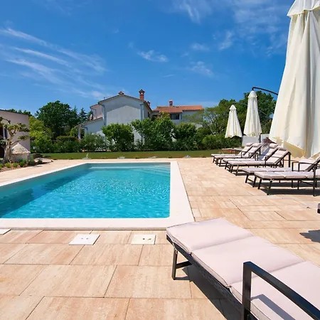 Amore, A Perfect For Families And Friends Labin (Istria)