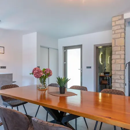 Villa Amore, A Perfect For Families And Friends *